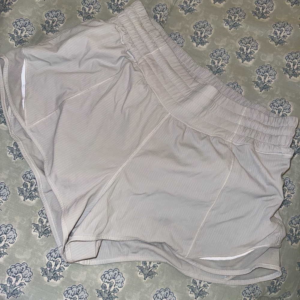 hotty hot high rise lululemon 2”